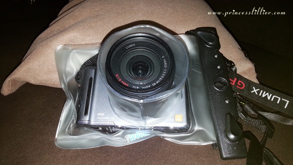 相机专用防水袋，一定要买对相机的型号哦。